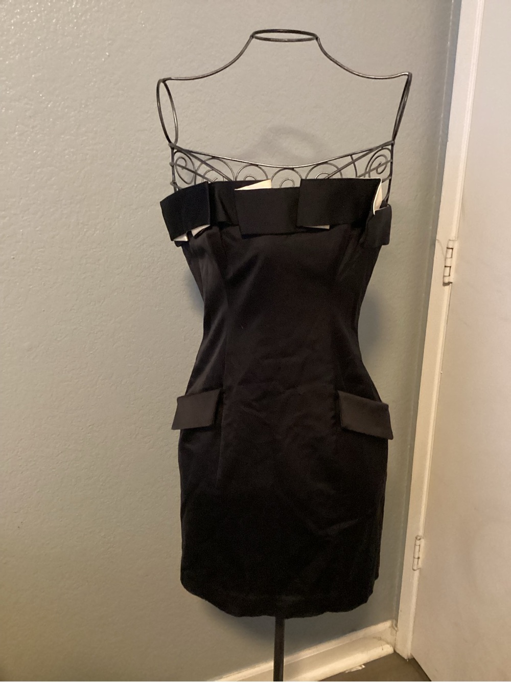 bebe Black Strapless Bow-Trim Cocktail Dress